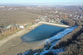 Работам на Комсомольском озере в Ставрополе не мешают капризы погоды