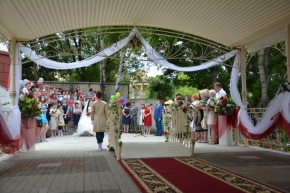 Летний сезон свадеб в «Беседке счастья» откроется в Ставрополе в День России
