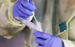 Количество тестов на коронавирус увеличили медики Ставропольского края