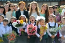 Во всех территориях Ставропольского края в 6 часов вечера детские хоры исполнили песню "День Победы"