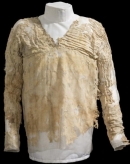 Ученые установили возраст древнейшего в мире платья