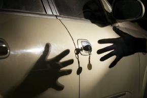 Гражданину Георгиевского городского округа полицейские вернули угнанный автомобиль