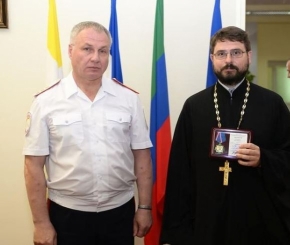 В ГУ МВД по СКФО неожиданно наградили ставропольского священника