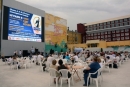 Первый «Разумный вечер» собрал возле большого экрана на Александровской площади любителей игры «Что? Где? Когда?»